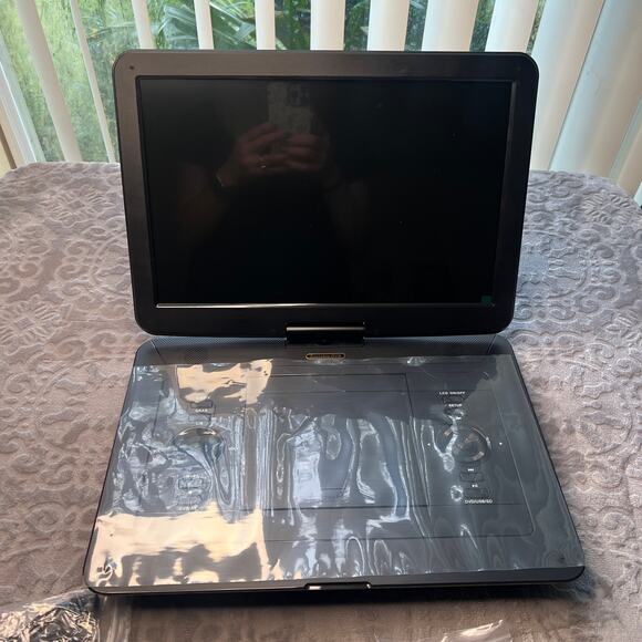 Jekero Multimedia Portable Video Player 17.9" - Picture 5 of 9